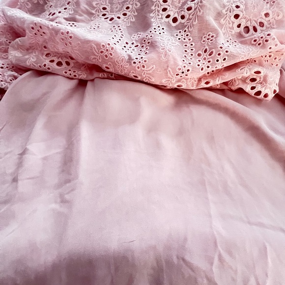 WHBM Pastel Pink Eyelet Lace Dress V-Neck Tie String Puff Sleeves Size S - Picture 6 of 8